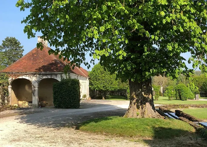 Chateau De * Villemorien