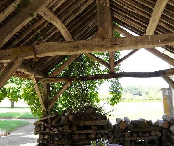 Chateau De בית נופש